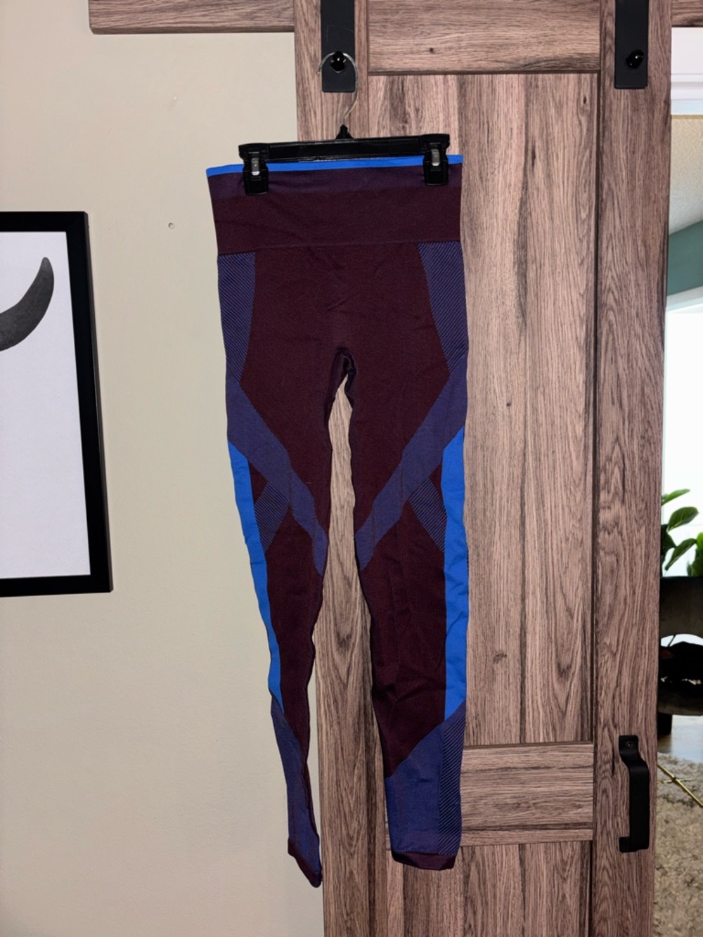 PINK VS Athletic Leggings in Burgundy and Bright Blue